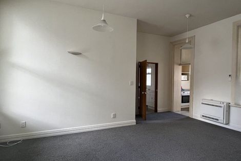 Photo of property in 5/33 Dowling Street, Dunedin Central, Dunedin, 9016