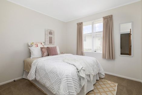Photo of property in 8b Florio Terrace, Tawa, Wellington, 5028