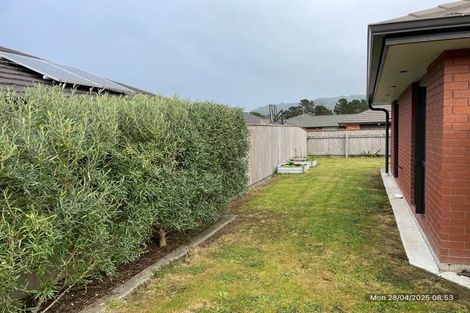 Photo of property in 58 Sunstone Crescent, Brown Owl, Upper Hutt, 5018