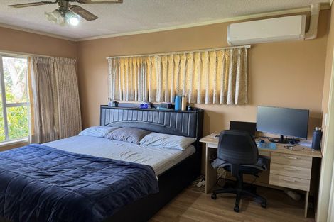 Photo of property in 12 Spence Road, Henderson, Auckland, 0612