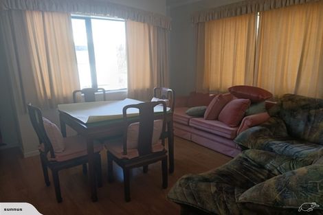 Photo of property in 12 Searidge Rise, West Harbour, Auckland, 0618