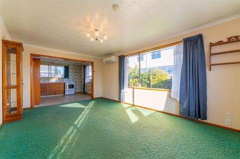 Photo of property in 2/14 Oxford Street, West End, Timaru, 7910