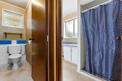 Photo of property in 75 Salamanca Road, Sunnynook, Auckland, 0620