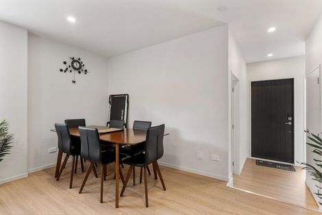 Photo of property in 86a Kelman Road, Kelston, Auckland, 0602