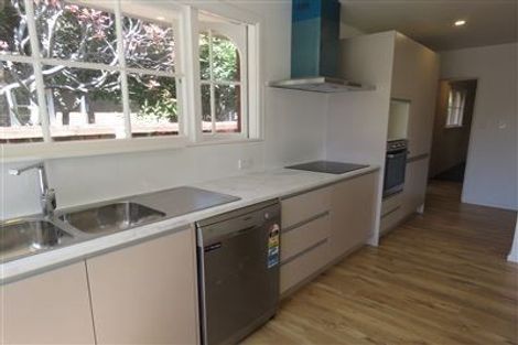 Photo of property in 3 Camelot Street, Ilam, Christchurch, 8041