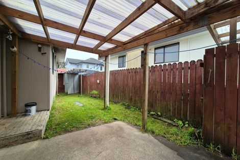 Photo of property in 1/29 Devonshire Road, Unsworth Heights, Auckland, 0632