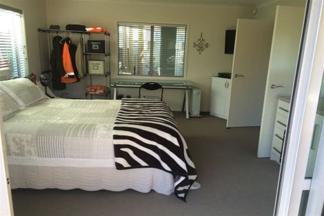Photo of property in 11 Azores Way, Welcome Bay, Tauranga, 3112