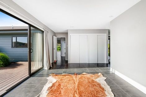 Photo of property in 499 Shelly Beach Road, South Head, Helensville, 0874