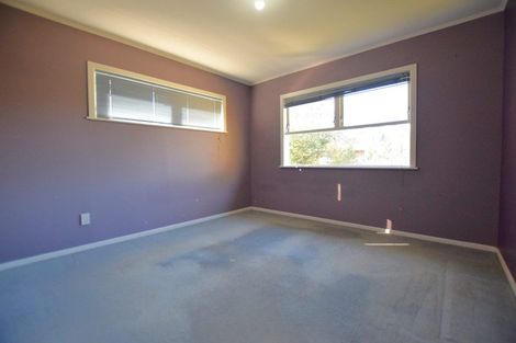 Photo of property in 68 Shoreham Street, Avondale, Auckland, 0600
