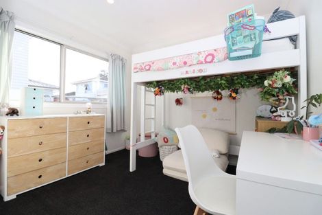 Photo of property in 39 Reelick Avenue, Pakuranga Heights, Auckland, 2010