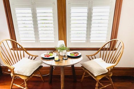 Photo of property in 144 Kelburn Parade, Kelburn, Wellington, 6012