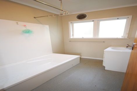 Photo of property in 1/10 Oriana Avenue, Lynfield, Auckland, 1042