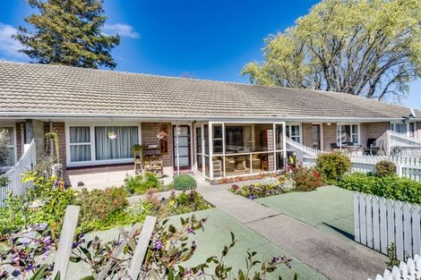 Photo of property in 3/9a Curletts Road, Sockburn, Christchurch, 8042