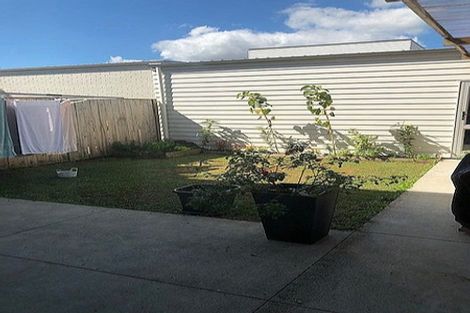 Photo of property in 76 Kuaka Drive, Takanini, 2112