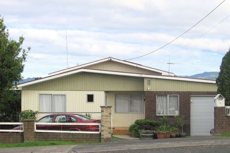 Photo of property in 80 Waimumu Road, Massey, Auckland, 0614