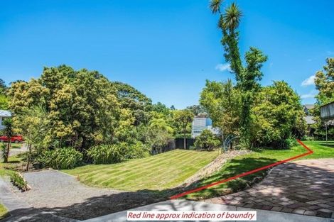 Photo of property in 82b Atkinson Road, Titirangi, Auckland, 0604