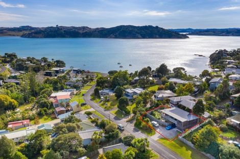 Photo of property in 61a Lorenzen Bay Road, Raglan, 3225