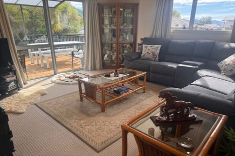 Photo of property in 255 Waikawa Road, Waikawa, Picton, 7220