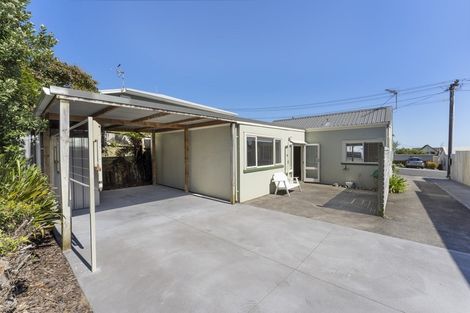 Photo of property in 160 Molesworth Street, New Plymouth, 4312