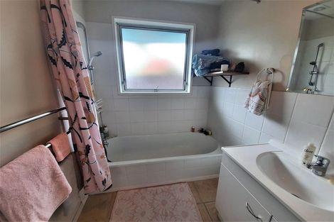 Photo of property in 4/449 Armagh Street, Linwood, Christchurch, 8011