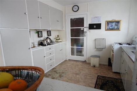 Photo of property in 42b Sackville Street, Fitzroy, New Plymouth, 4312