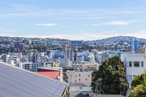 Photo of property in 83b Majoribanks Street, Mount Victoria, Wellington, 6011