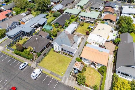 Photo of property in 10 Norman Street, Lower Vogeltown, New Plymouth, 4310