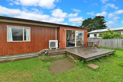 Photo of property in 1/55c Springs Road, Parakai, 0830