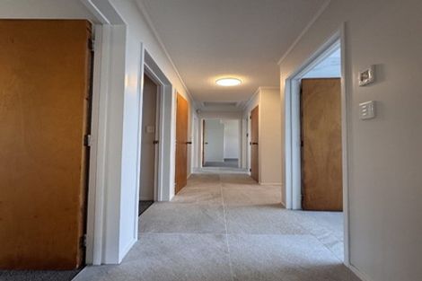 Photo of property in 16 Greenstone Place, Clover Park, Auckland, 2019