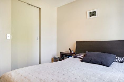 Photo of property in Piermont Apartments, 2h/82 Cable Street, Te Aro, Wellington, 6011