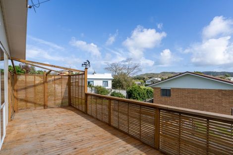 Photo of property in 17b Wallis Street, Raglan, 3225