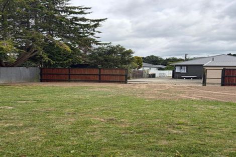 Photo of property in 15 Gibbs Crescent, Wainuiomata, Lower Hutt, 5014