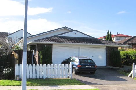 Photo of property in 56 Channing Crescent, Botany Downs, Auckland, 2010