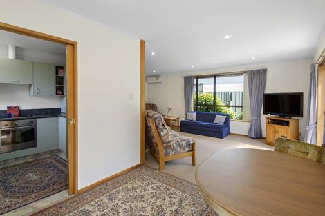 Photo of property in 45a Woodville Street, Edgeware, Christchurch, 8013