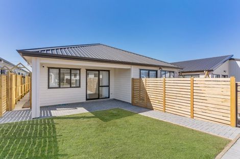 Photo of property in 15a Tributary Parade, Karaka, Papakura, 2113