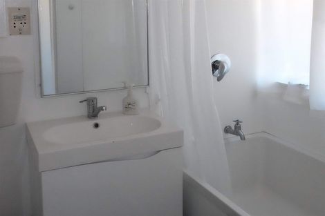 Photo of property in Melksham Towers, 901/131 Brougham Street, Mount Victoria, Wellington, 6011