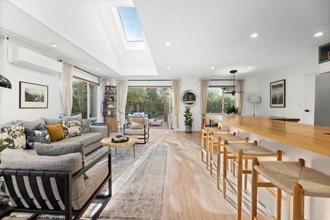 Photo of property in 7a Sequoia Place, Parklands, Christchurch, 8083