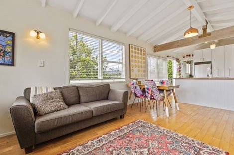 Photo of property in 2/24 Shetland Street, Glen Eden, Auckland, 0602