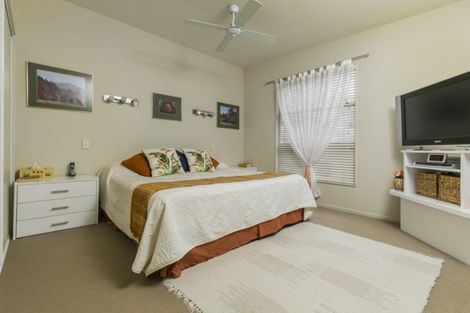 Photo of property in 22/40 Scarlet Oak Drive, Schnapper Rock, Auckland, 0632