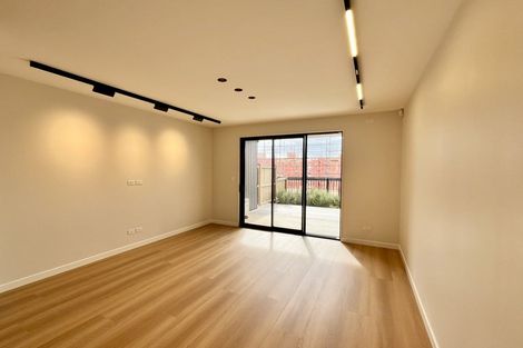 Photo of property in 29 Tieke Lane, Massey, Auckland, 0614