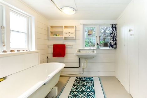 Photo of property in 17 Ocean Road, Paekakariki, 5034