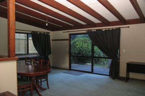 Photo of property in 17 Watts Road, Fernhill, Queenstown, 9300
