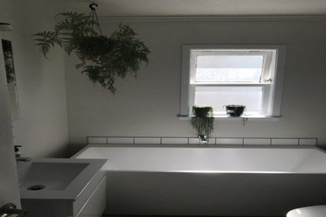 Photo of property in 12 Krull Street, Vogeltown, Wellington, 6021