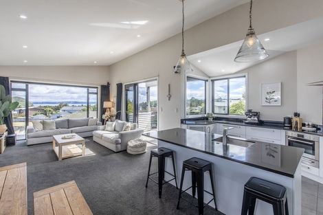 Photo of property in 72 Kahotea Drive, Motuoapa, Turangi, 3382