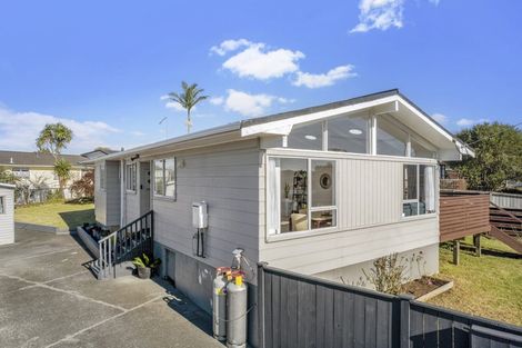 Photo of property in 58 Forest Hill Road, Henderson, Auckland, 0612