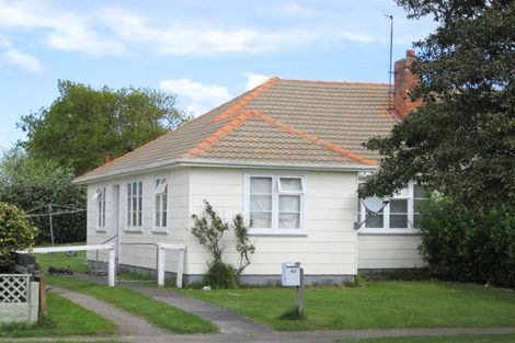 Photo of property in 43 Swiss Avenue, Gonville, Whanganui, 4501