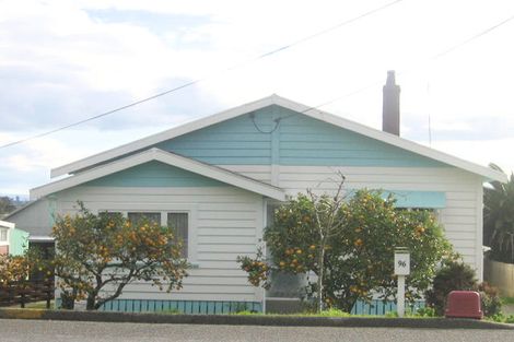Photo of property in 96 George Street, Hikurangi, 0114
