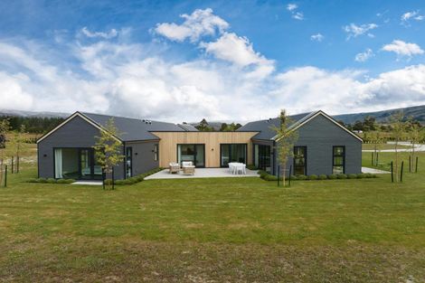 Photo of property in 77 Stone Drive, Cromwell, 9384