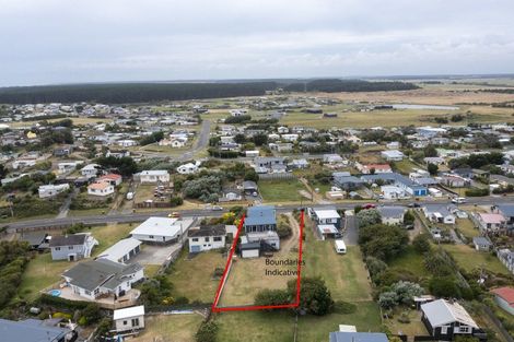 Photo of property in 122 Seabury Avenue, Foxton Beach, Foxton, 4815