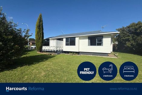 Photo of property in 2 Seaway Road, Clarks Beach, 2122